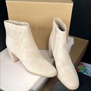Lady, Steve Madden JOZIE Sand suede boots size 10 ankle biters’s new inbox